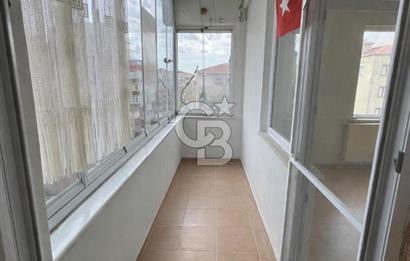 Kapaklı'da Merkezi Konumda Kiralık 2+1 Daire