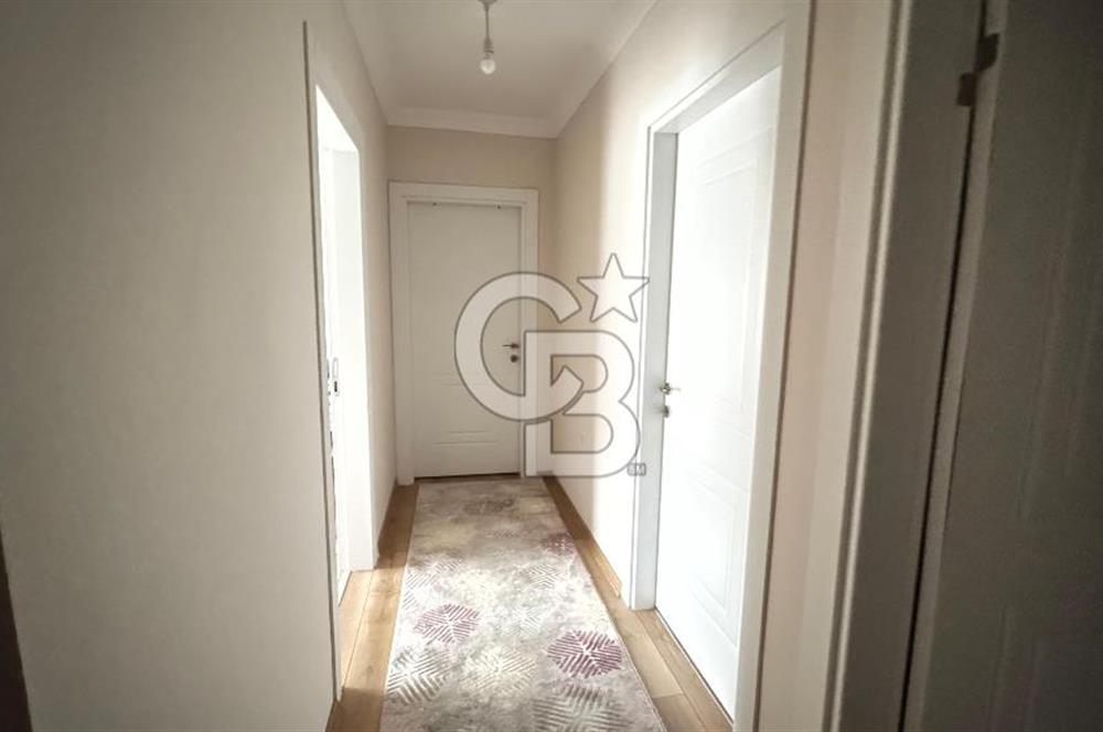 Foça Yenibağarası Mah. Kiralık Eşyasız 2+1 Bahçe Katı Daire