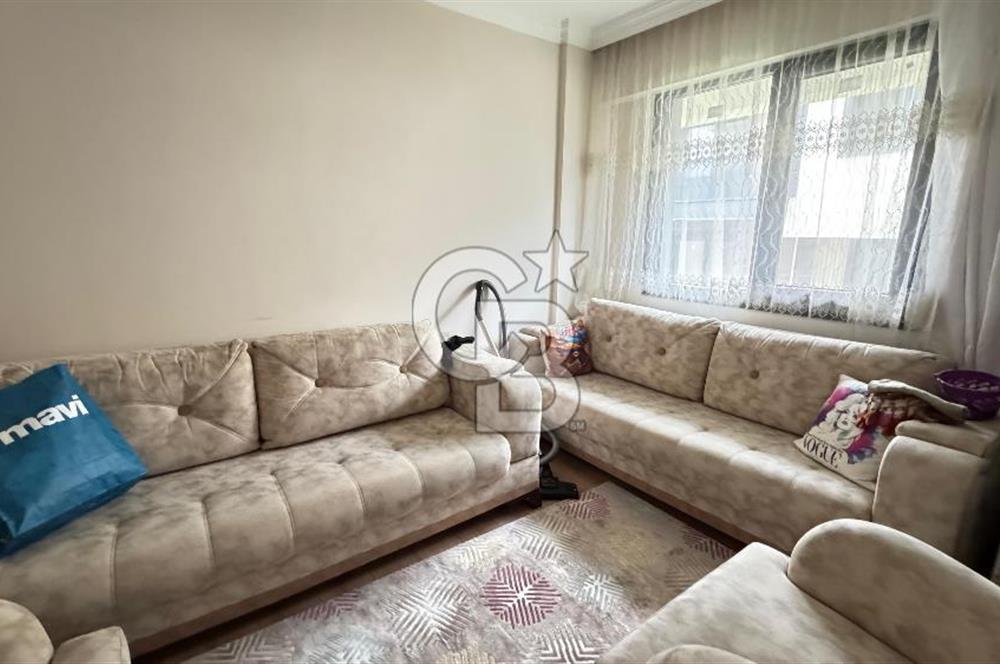 Foça Yenibağarası Mah. Kiralık Eşyasız 2+1 Bahçe Katı Daire