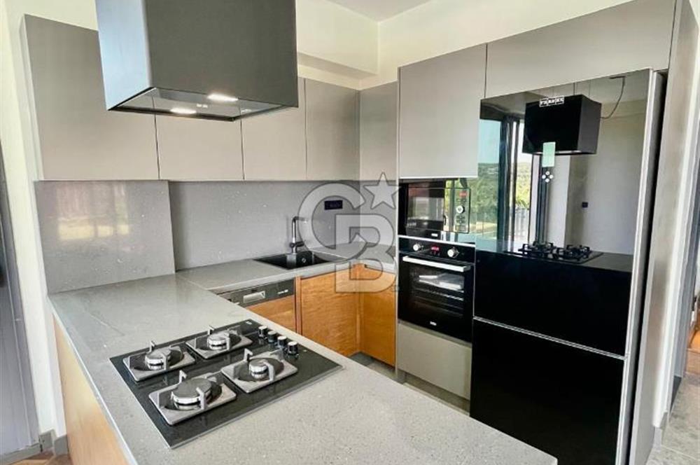 Çeşme Paşalimanında 5+1 Deniz Manzaralı, Havuzlu Satılık Villa