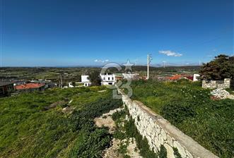 Çeşme Ovacık'ta 1005 m² İmarlı Satılık Arsa - 1 - 342220