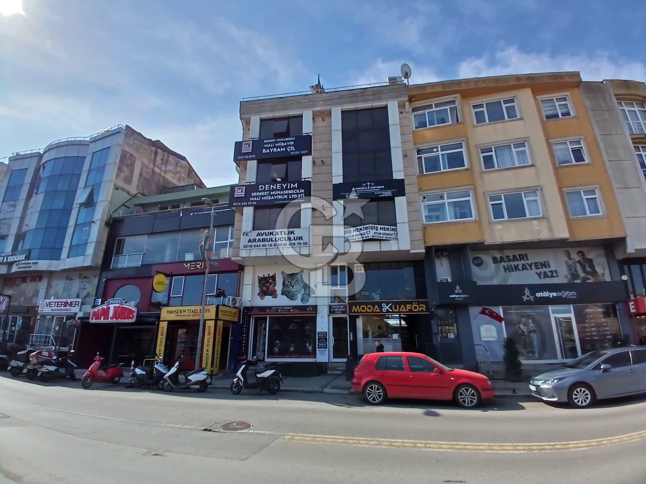 ÇEKMEKÖY MİMARSİNAN CADDESİ KİRALIK 2+1 OFİS İŞYERİ