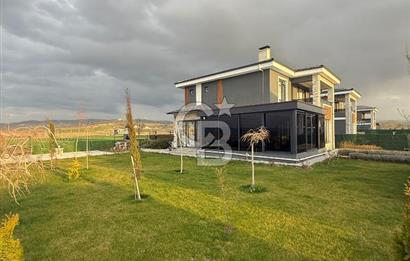 CB PREMIUM'DAN KAYI MAHALLESİ'NDE FULL EŞYALI YAPILI 4+1 VİLLA