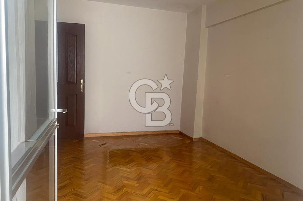 İzmir Konak Hatay Noktada Satılık Ana Arter Üzeri 4+1 Daire