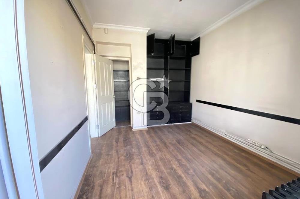 NECATİBEY HANIMELİ SOKAK BOŞ SATILIK 2+1 OFİS