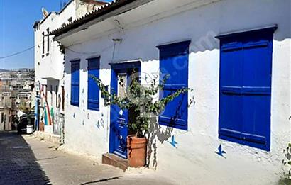 Kuşadasının Kalbi Camiatikte, Tarih Ev