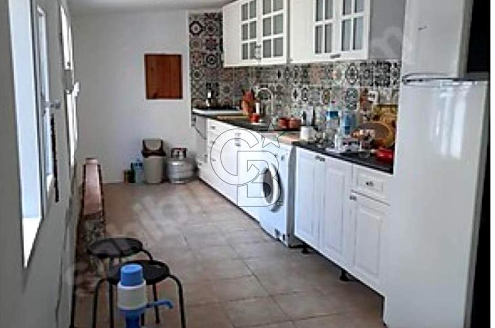 Kuşadasının Kalbi Camiatikte, Tarih Ev