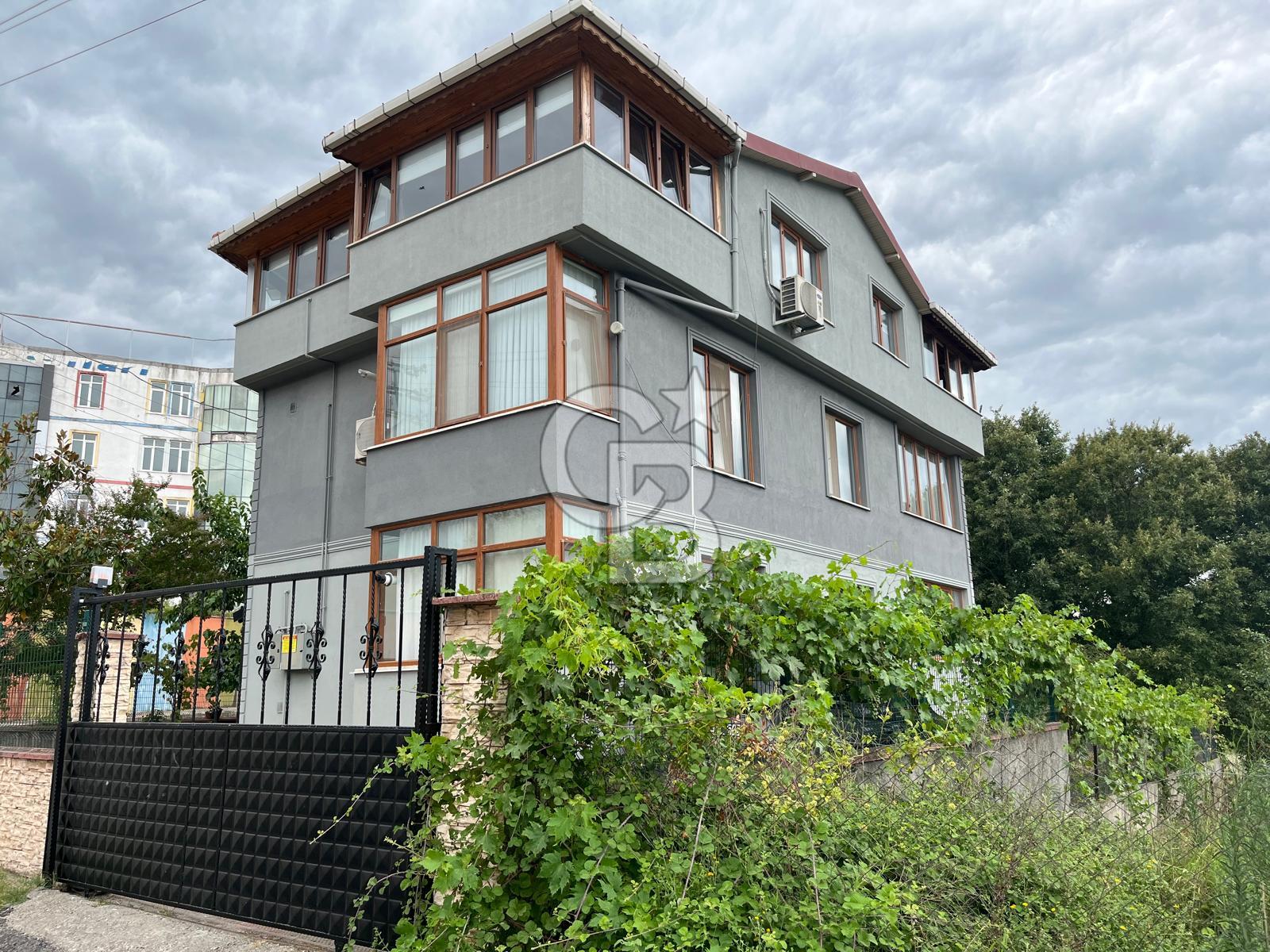 HİSAREYN'DE DENİZ MANZARALI SATILIK MÜSTAKİL BİNA
