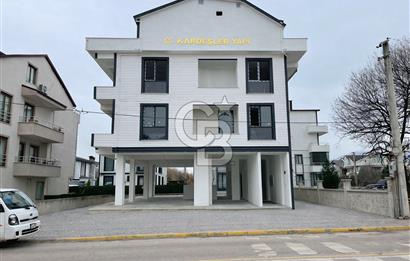 FATİH MAHALLESİ'NDE TINAZTEPE CADDESİ ÜZERİNDE KİRALIK DÜKKAN