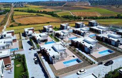 BÜYÜKÇEKMECE KARAAĞAÇ SATILIK VİLLA