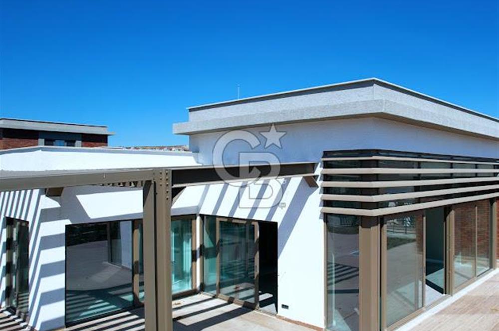 BÜYÜKÇEKMECE KARAAĞAÇ SATILIK VİLLA