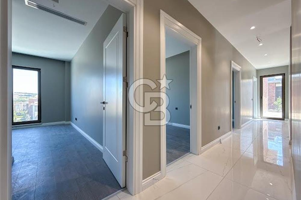 BÜYÜKÇEKMECE KARAAĞAÇ SATILIK VİLLA