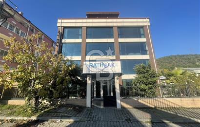 STRATEJİK KONUMDA DENİZ MANZARALI 640 M² İŞYERİ (D-100, LİMAN)