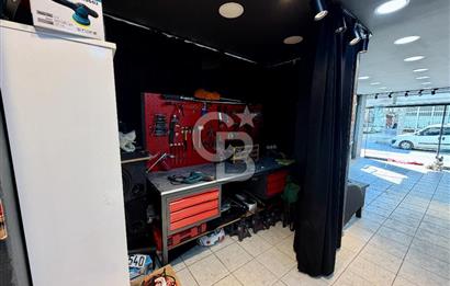 BORNOVA YEŞİLOVA'DA İŞLEK KONUMDA SATILIK DÜKKAN