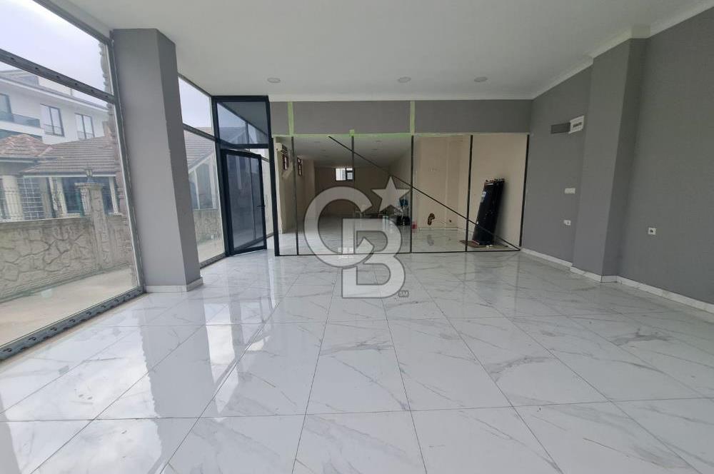 Serdivan Yazlıkta Süleyman Binek Caddesine Cephe Dükkan