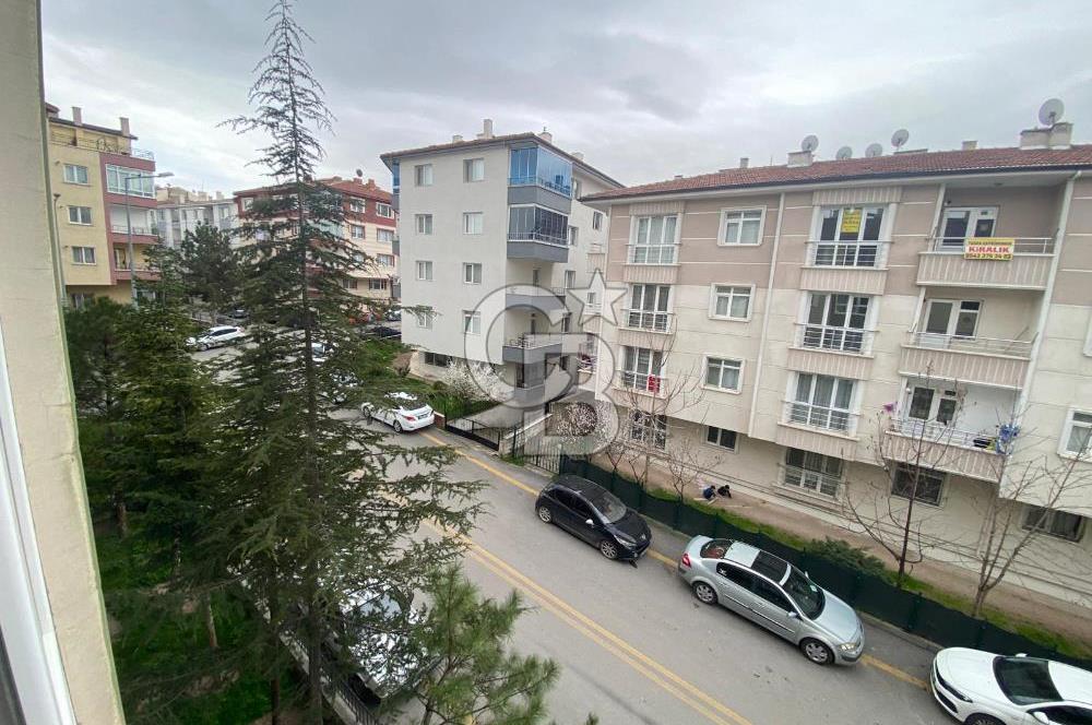 Etimesgut Süvari Mah.'de Prestijli Konumda 2+1 Ara Kat Kiralık Daire