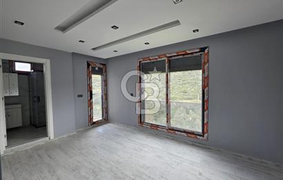 URLA ÖZBEKTE KAPANMAZ MANZARALI SIFIR VİLLA