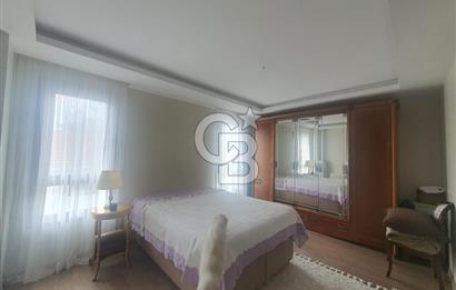 Aydınlıkevler'de Satılık 3+1 Daire, 130m², Ebeveyn Banyolu