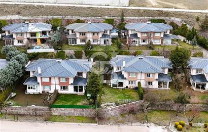 İNCEK ALTINGÜL SİTESİNDE | 2 KATLI | 4+1 | BAHÇELİ KİRALIK VİLLA