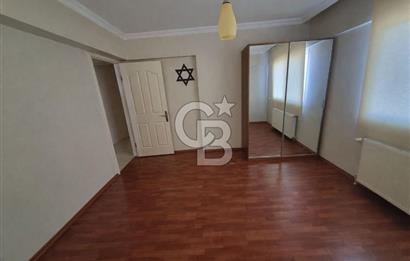 Balçova Çetin Emeç’te Site İçinde  3 Cepheli Site içi Satılık Daire