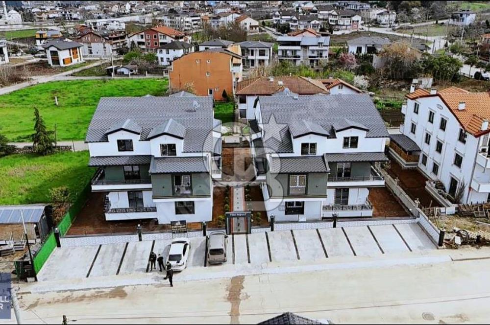 Yeniköy'de KOSTÜYE Yakın 2+1 110m2 Satılık Daire