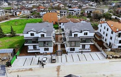 Yeniköy'de KOSTÜYE Yakın 2+1 110m2 Satılık Daire