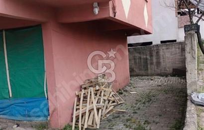 ÇAYIROVA ATATÜRK MAHALLESİNDE KOMPLE SATILIK BİNA 