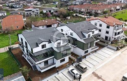Yeniköy'de KOSTÜYE Yakın 2+1 110m2 Satılık Daire