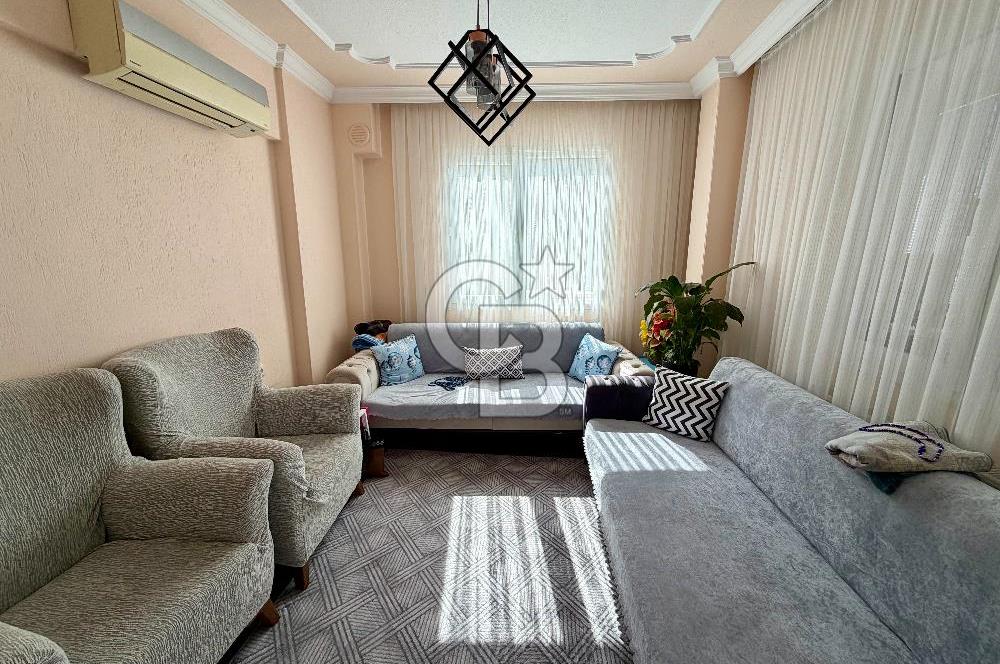 İZMİR BORNOVA YEŞİLOVA' DA SATILIK ARA KAT FERAH 3+1 DAİRE