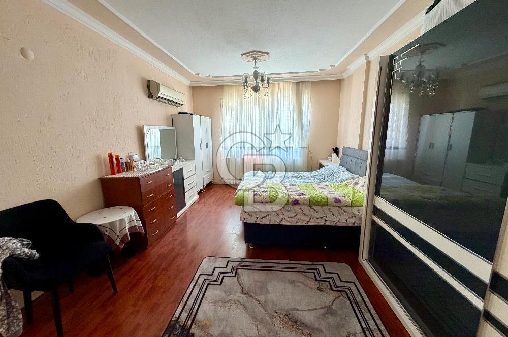 İZMİR BORNOVA YEŞİLOVA' DA SATILIK ARA KAT FERAH 3+1 DAİRE