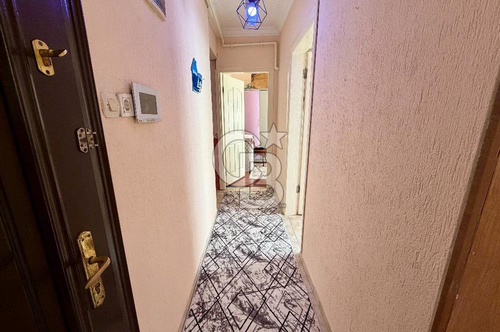 İZMİR BORNOVA YEŞİLOVA' DA SATILIK ARA KAT FERAH 3+1 DAİRE