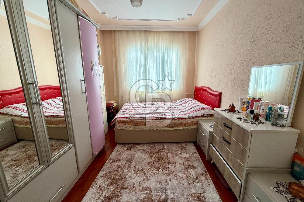 İZMİR BORNOVA YEŞİLOVA' DA SATILIK ARA KAT FERAH 3+1 DAİRE