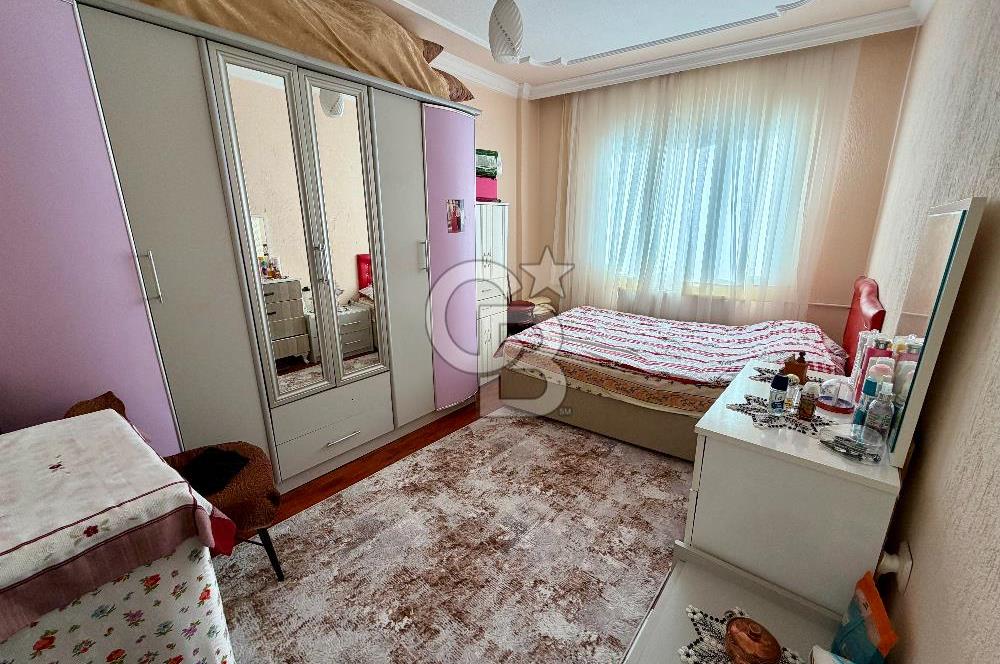 İZMİR BORNOVA YEŞİLOVA' DA SATILIK ARA KAT FERAH 3+1 DAİRE