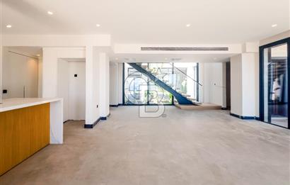 Türkbükü Hebil'de Muhteşem Manzaralı Infinity Havuzlu Villa