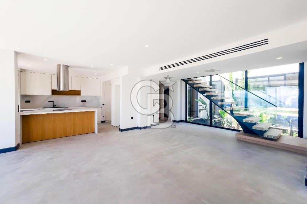 Türkbükü Hebil'de Muhteşem Manzaralı Infinity Havuzlu Villa