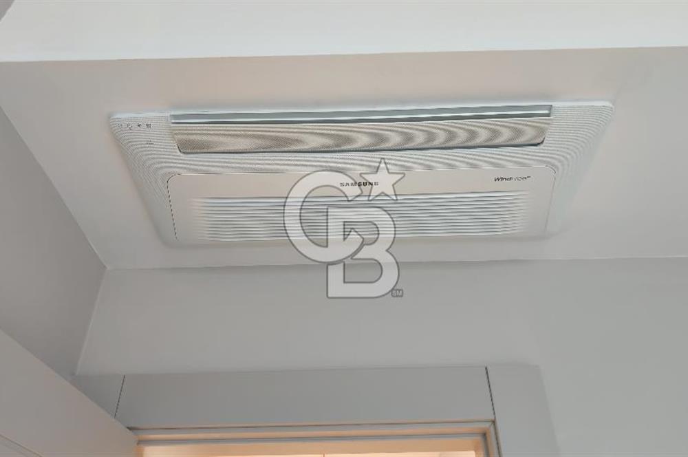 Evora İzmir'de Deniz Manzaralı 1+1 Kiralık Ofis/Daire