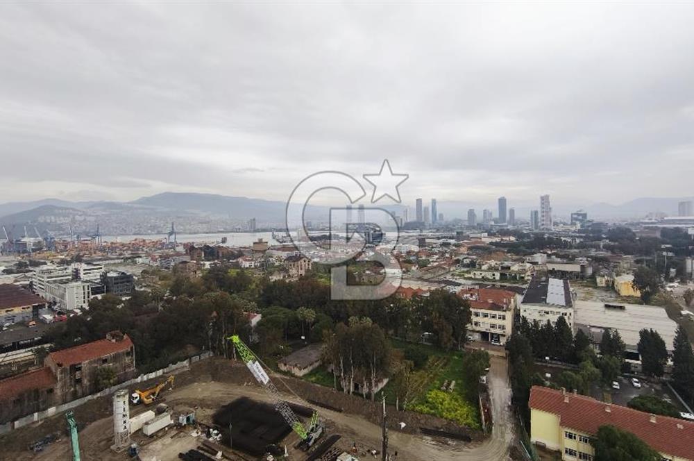 Evora İzmir'de Deniz Manzaralı 1+1 Kiralık Ofis/Daire