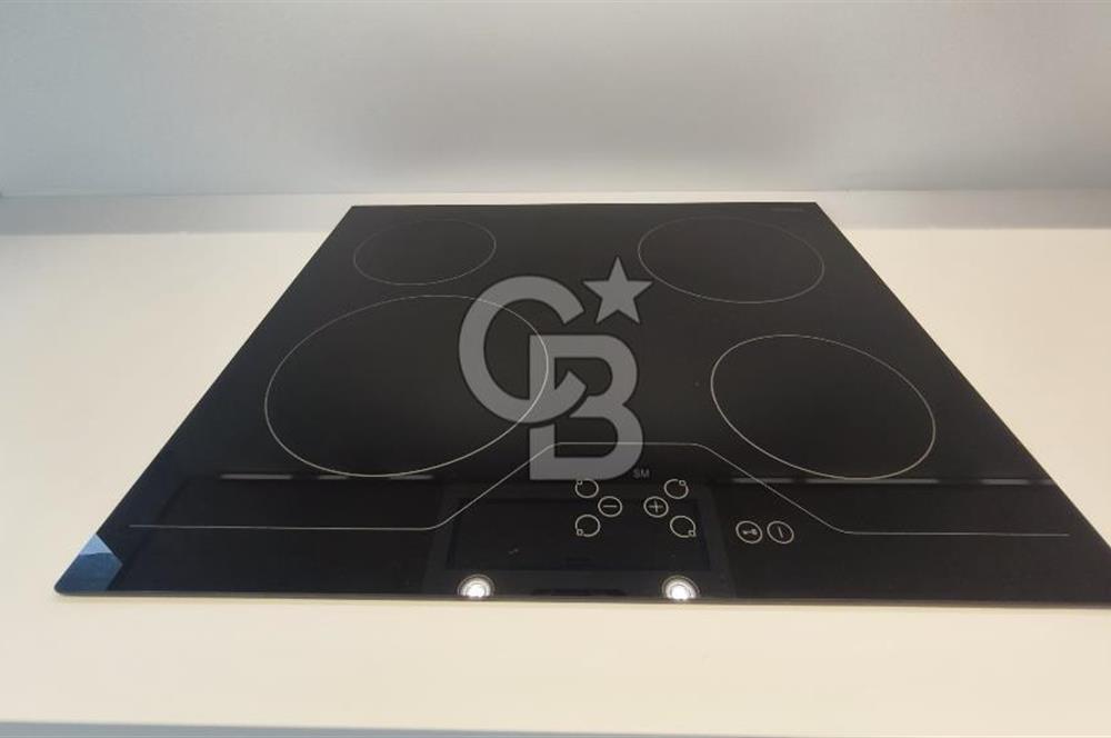 Evora İzmir'de Deniz Manzaralı 1+1 Kiralık Ofis/Daire