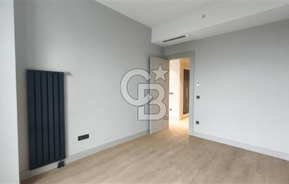 Evora İzmir'de Deniz Manzaralı 1+1 Kiralık Ofis/Daire