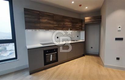 Evora İzmir'de Deniz Manzaralı 1+1 Kiralık Ofis/Daire