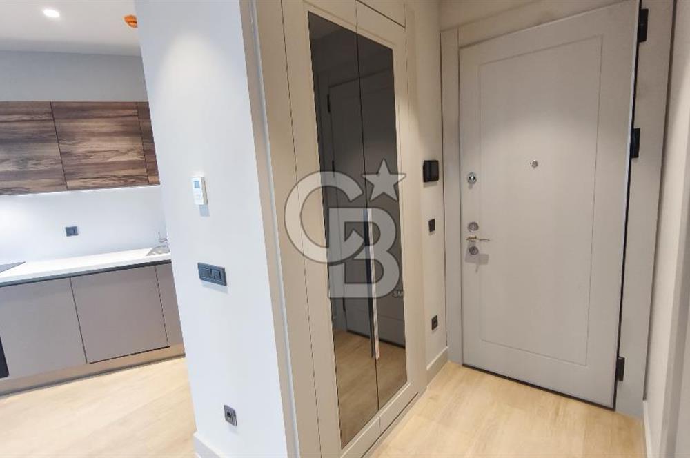 Evora İzmir'de Deniz Manzaralı 1+1 Kiralık Ofis/Daire