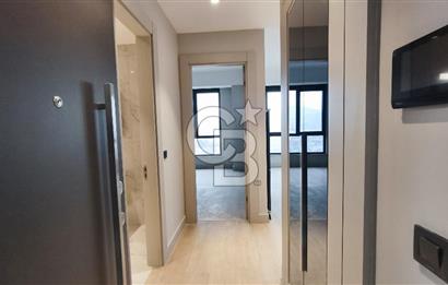 Evora İzmir'de Deniz Manzaralı 1+1 Kiralık Ofis/Daire