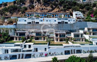 Türkbükü Hebil'de Muhteşem Manzaralı Infinity Havuzlu Villa