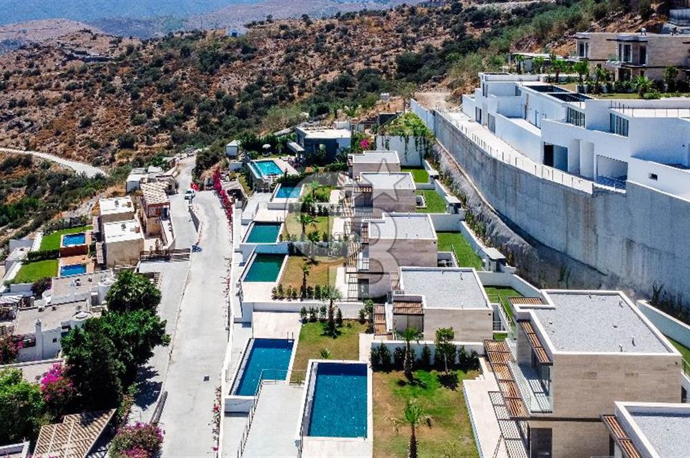 Türkbükü Hebil'de Muhteşem Manzaralı Infinity Havuzlu Villa