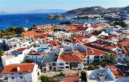 DATÇA MERKEZDE KULLANIŞLI YATIRIMLIK BODRUM KAT DAİRE