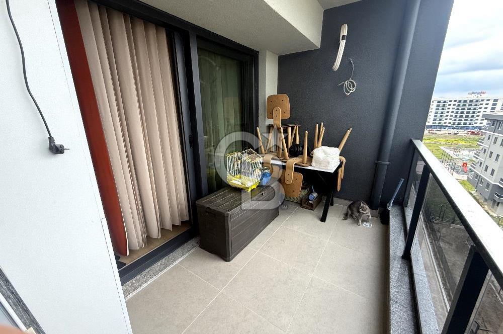 ESENLER 60 METRELİK YOL CEPHELİ SATILIK 1+1 DAİRE