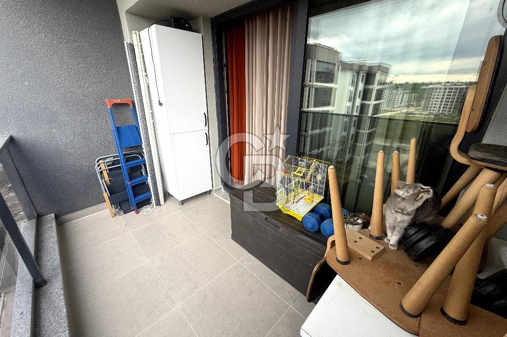 ESENLER 60 METRELİK YOL CEPHELİ SATILIK 1+1 DAİRE