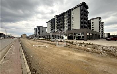 ESENLER 60 METRELİK YOL CEPHELİ SATILIK 1+1 DAİRE