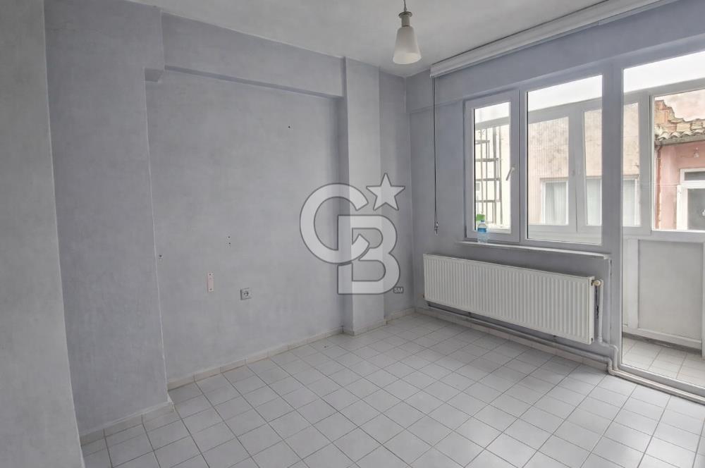 Çanakkale Cevatpaşada Kısmi Eşyalı 2+1 Kiralık Daire