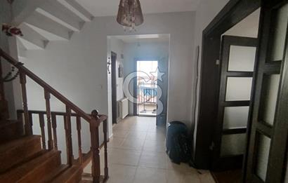 DEĞİRMENDERE'DE DENİZ MANZARALI SATILIK TRİPLEKS VİLLA